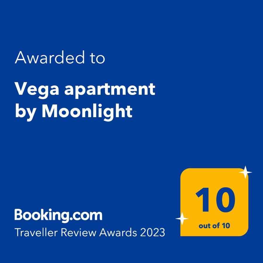 Vega Apartment By Moonlight Мамая Екстериор снимка